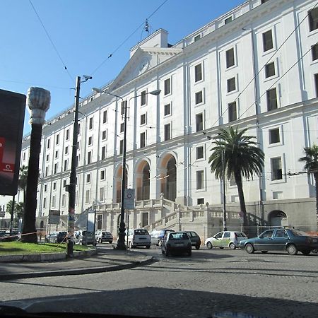 A&C Sweethome Napoli Bagian luar foto