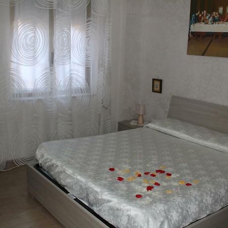 A&C Sweethome Napoli Bagian luar foto
