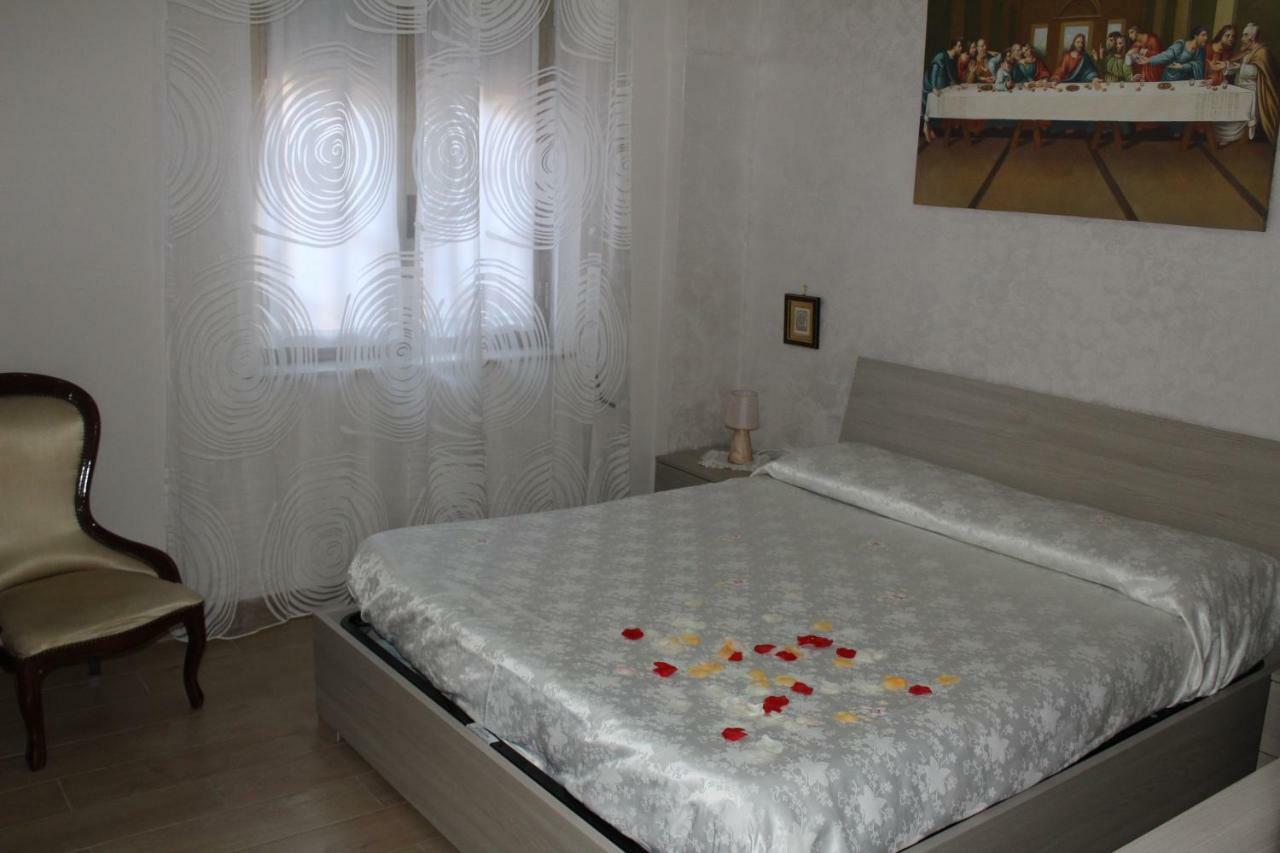 A&C Sweethome Napoli Bagian luar foto